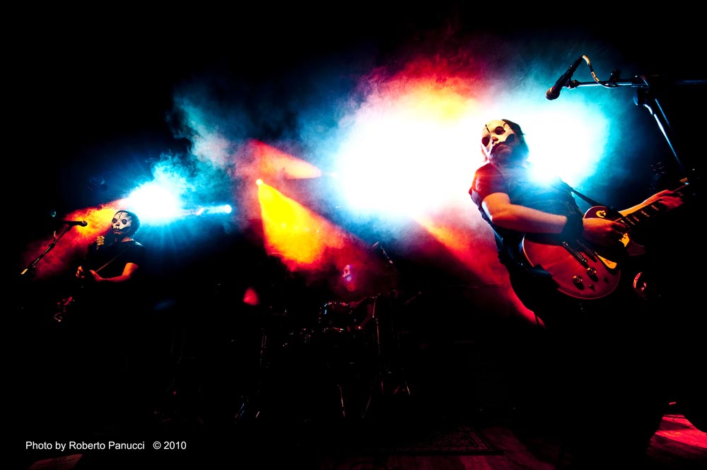 foto concerto Tre Allegri Ragazzi Morti - Circolo degli Artisti 9-12-2010