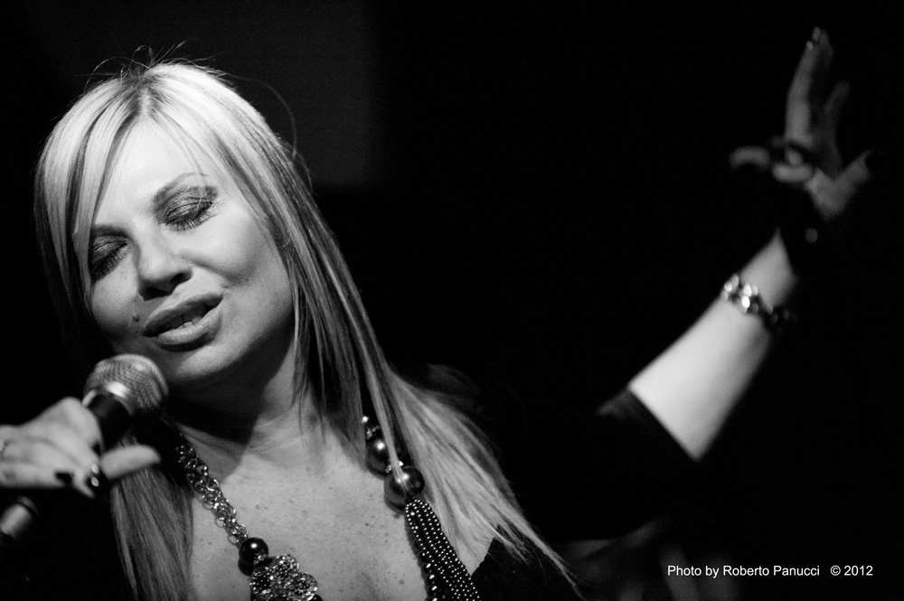 foto concerto Norma Beatriz Santillo - Intimo Tango tra Buenos Aires e Roma - Alexanderplatz Jazz Club 27-02-2012