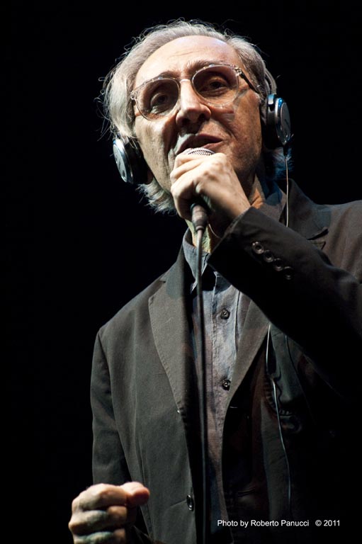 foto concerto Franco Battiato - Rock in Roma 15-07-2011