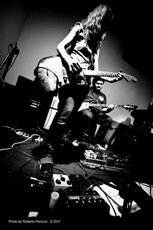 foto concerto Ilenia Volpe - Mug - Le Mura 21-10-2011