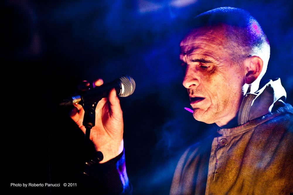 foto concerto Giovanni Lindo Ferretti - Alpheus 25-03-2011