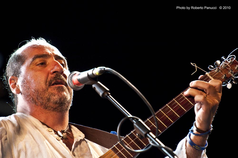 foto concerto Nando Citarella & I Tamburi del Vesuvio - Villa Ada 05-08-2010