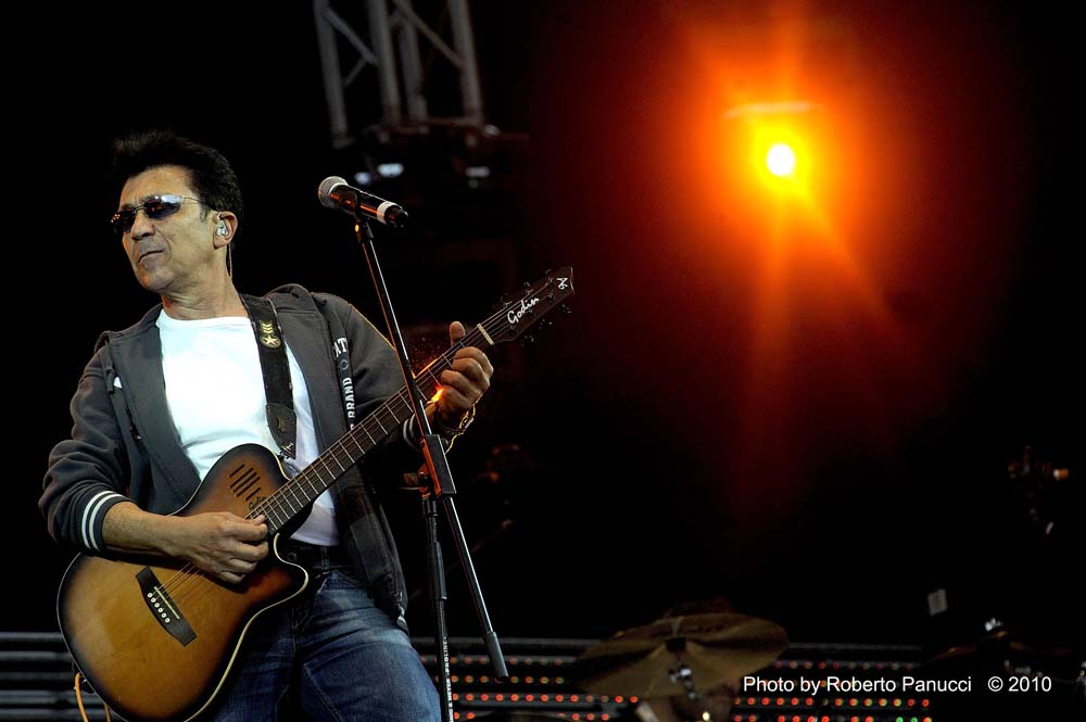 foto concerto Edoardo Bennato - Primo Maggio 2010 - Piazza San Giovanni 01-05-2010