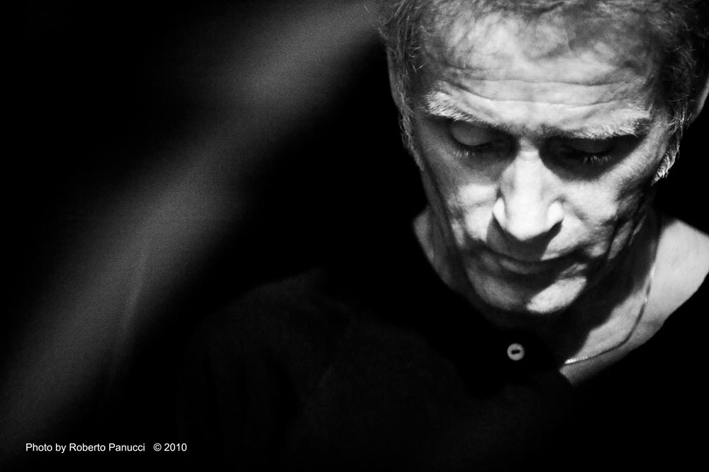 foto concerto Fabrizio Sferra - Francesco Ponticelli - Francesco Diodati - 28 DiVino Jazz Club 05-11-2010