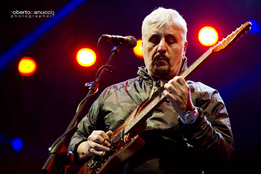 foto concerto Pino Daniele - Phil Palmer - Mario Biondi - Fori Imperiali 31-12-2012