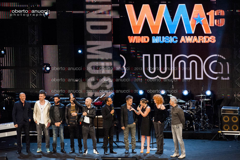 foto concerto Wind Music Awards - Centrale del Tennis 03-06-2013 Bastille, Biagio Antonacci, Centrale del Tennis, Chiara Galiazzo, Claudio Baglioni, Club Dogo, Emma Marrone, Eros Ramazzotti, Fedez, Fiorella Mannoia, Francesco de Gregori, Gianna Nannini, Jamie Cullum, Loredana Bertè, Luciano Ligabue, Malika Ayane, Marco Mengoni, Mario Biondi, Massimo Ranieri, Max Gazzè, Max Pezzali, Modà, Moreno, Negramaro, Pulcino Pio, Renato Zero, Renzo Rubino, Tiziano Ferro, Wind Music Awards