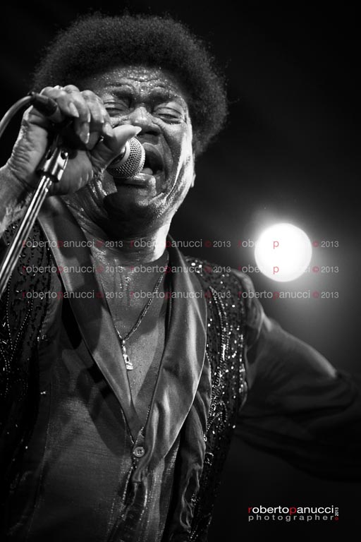 foto concerto Charles Bradley and His Extraordinaires - Angelo Mai Occupato 02-11-2013