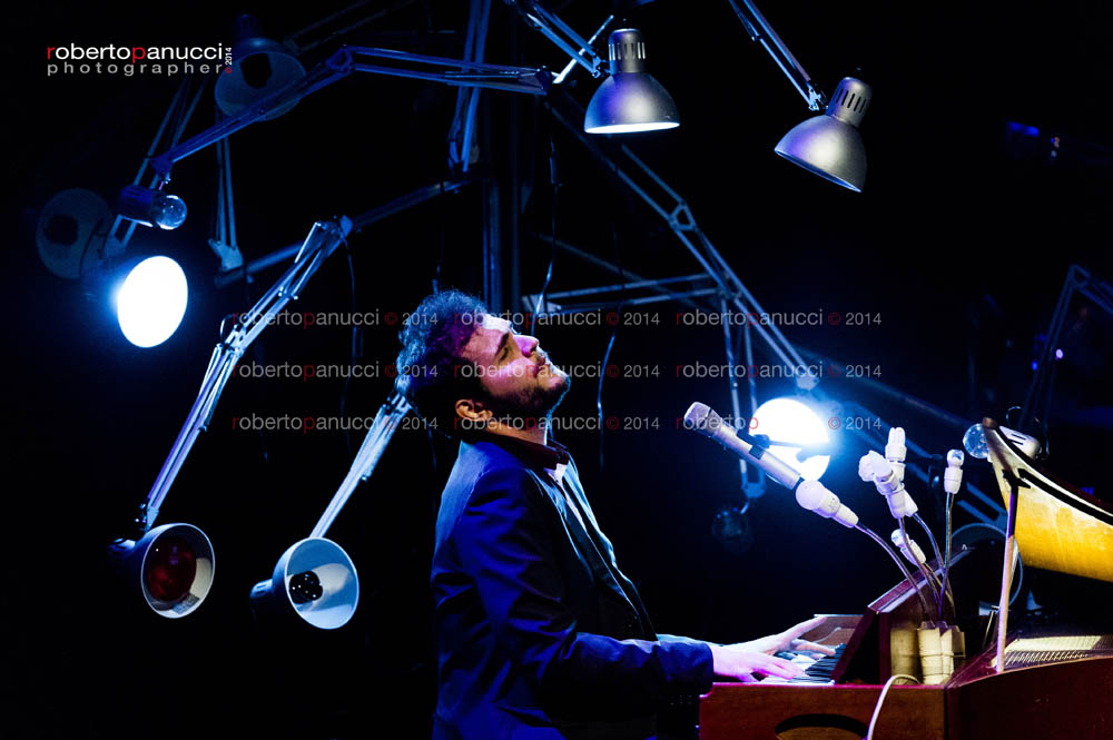 foto concerto Renzo Rubino - Auditorium Parco della Musica 15-05-2014