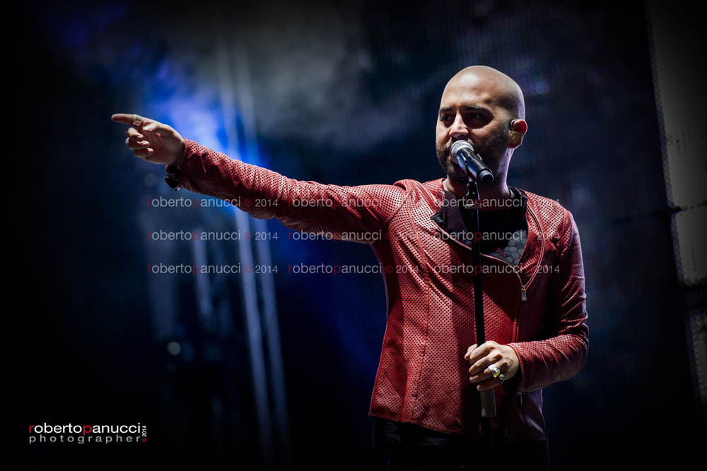 foto concerto Negramaro - Hard Rock Live - Piazza del Popolo 12-07-2014 sangiorgi