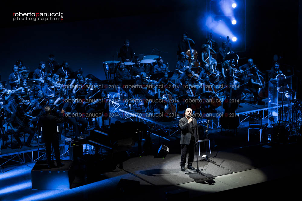 foto concerto Pino Daniele - Sinfonico a Metà - Auditorium Parco della Musica 18-07-2014