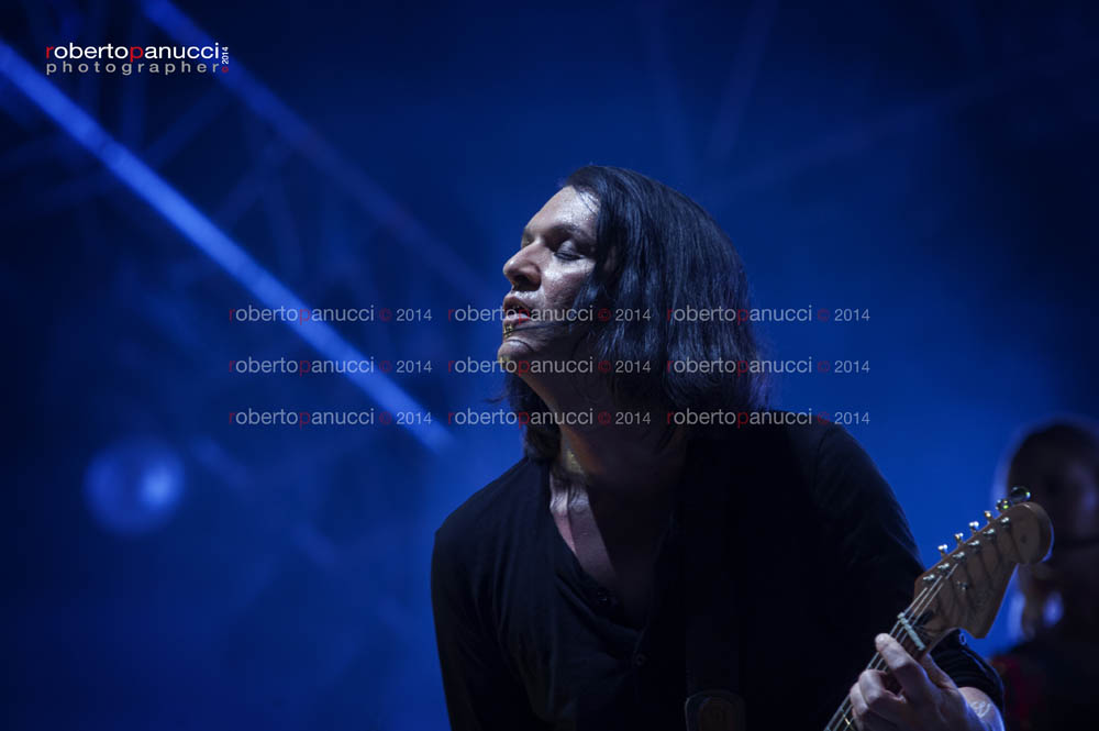 foto concerto Placebo - Brian Molko - Rock in Roma 24-07-2014