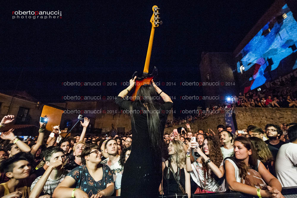 foto concerto Bo Ningen - Ypsigrock Festival - Castelbuono 08-08-2014