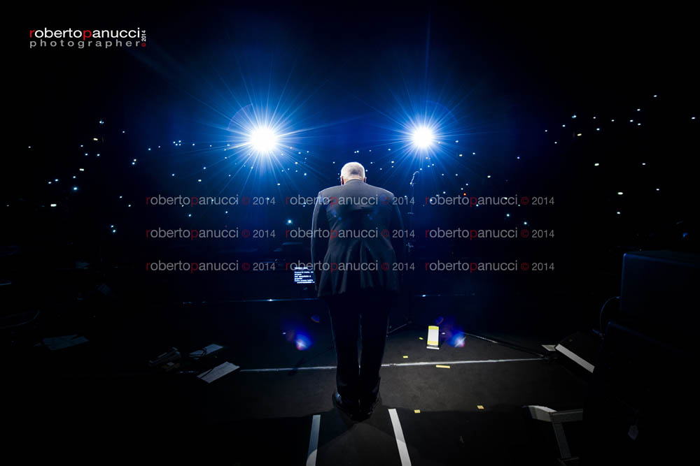 foto concerto Pino Daniele - Nero a Metà - Arena di Verona 01-09-2014 Arena di Verona, Elisa, Emma Marrone, Fiorella Mannoia, Francesco Renga, Mario Biondi,