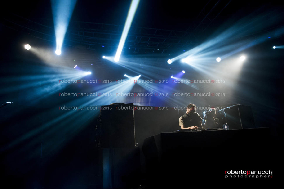 foto concerto Boosta - OnStage Music Awards - Fabrique Milano 20-03-2015 dj set