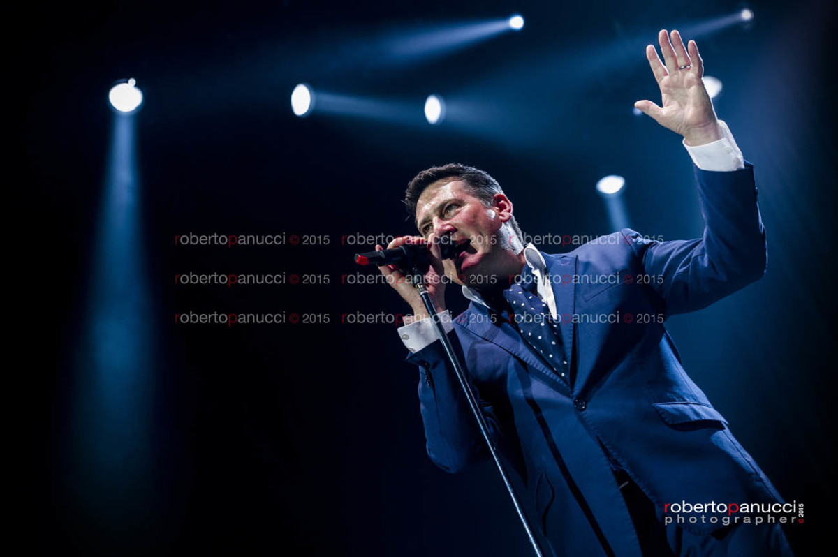 foto concerto Spandau Ballet - Tony Hadley - Palalottomatica 30-03-2015