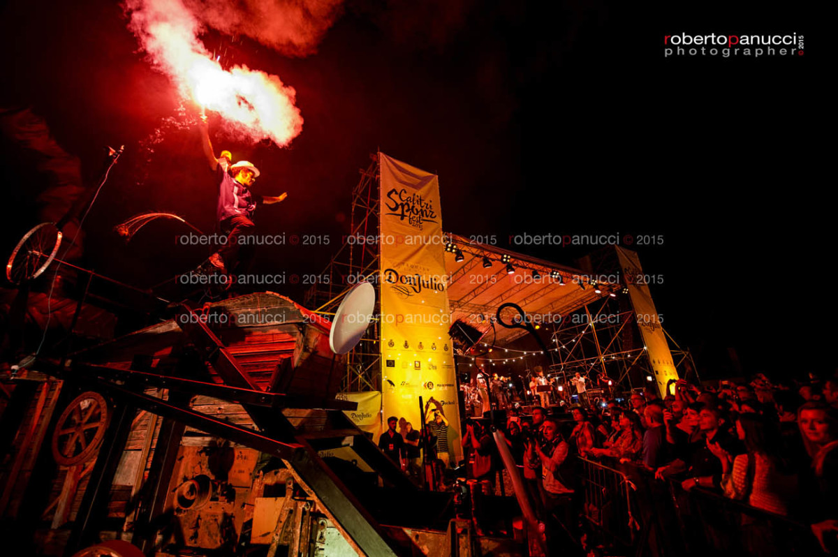 foto concerto Vinicio Capossela - Calitri Sponz Festival 29-08-2015