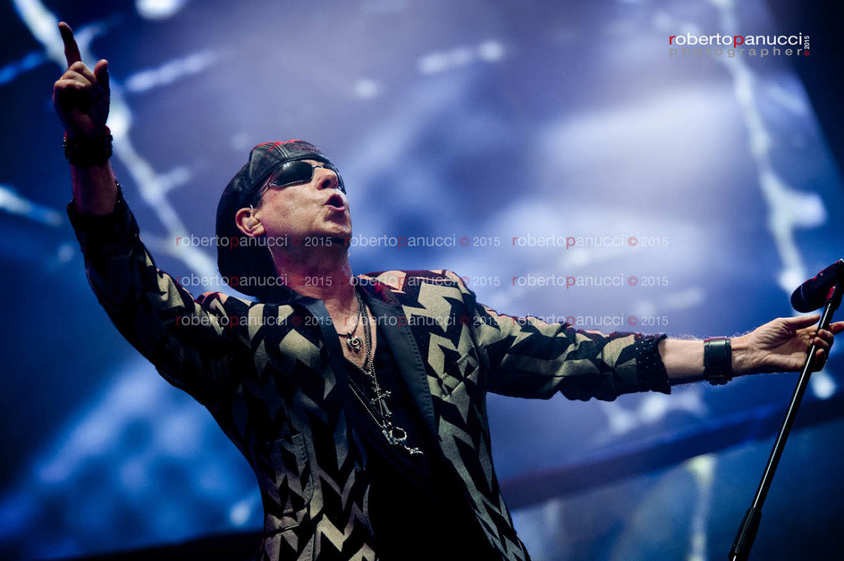 foto concerto Scorpions - Palalottomatica 09-11-2015