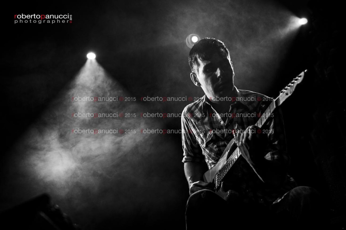 foto concerto Adriano Viterbini - Teatro Quirinetta 10-12-2015