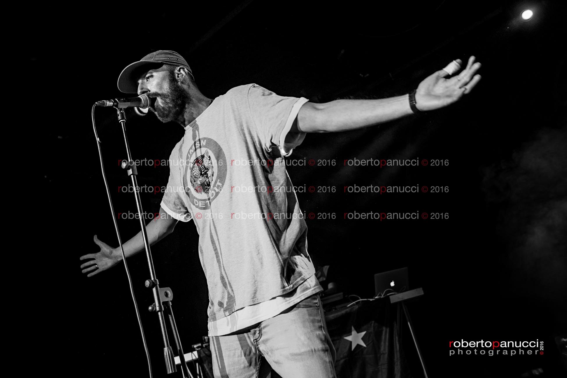 foto concerto Mecna - Teatro Quirinetta 09-01-2016
