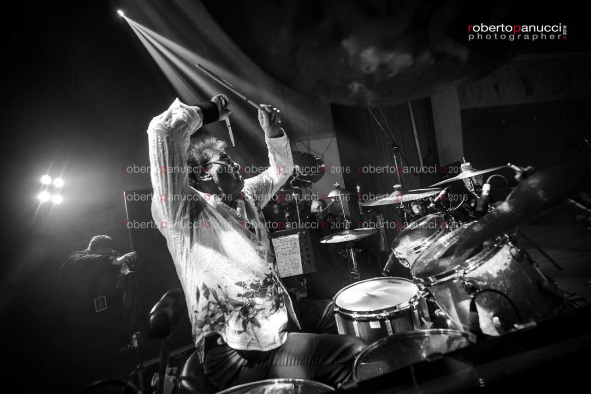 foto concerto Tullio De Piscopo - Teatro Armida Sorrento 04-01-2016