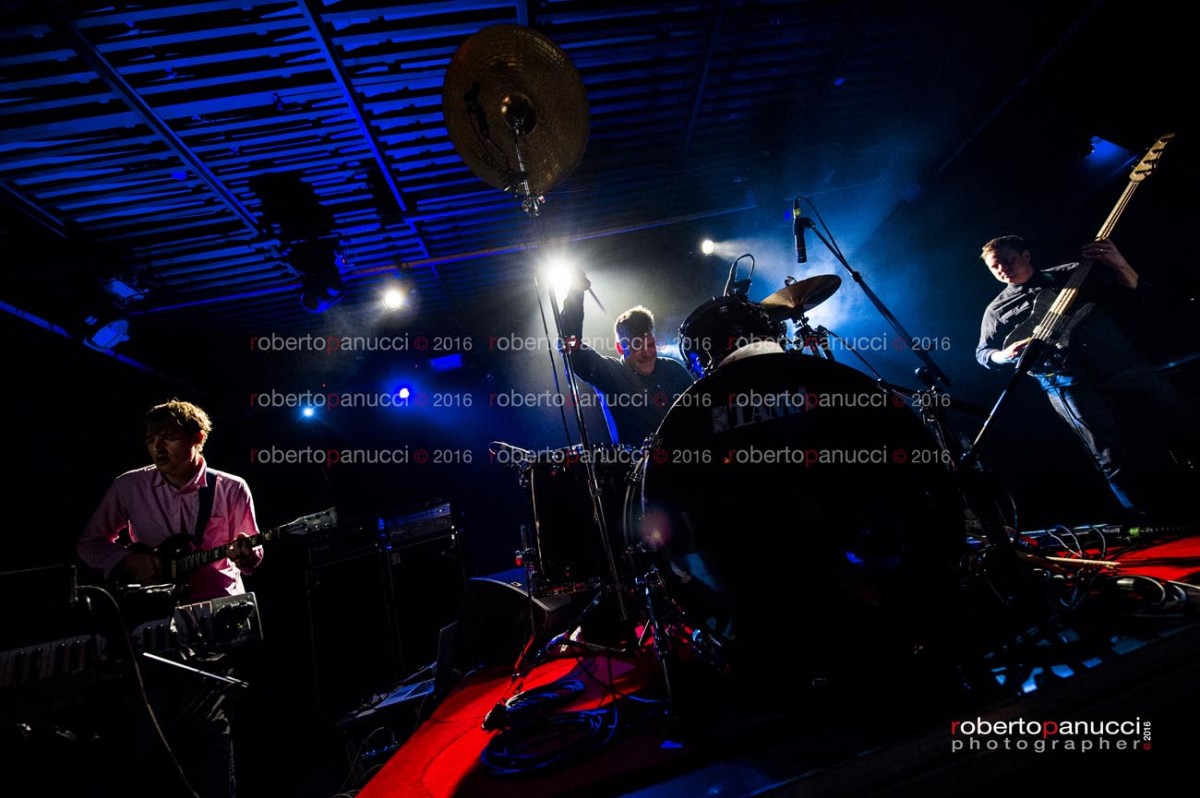 foto concerto Battles - Teatro Quirinetta 30-03-2016