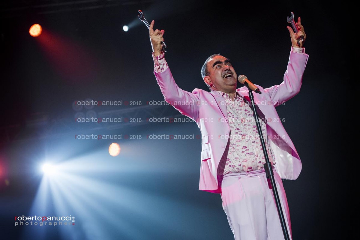 foto concerto Elio e le Storie Tese - Palalottomatica 07-05-2016