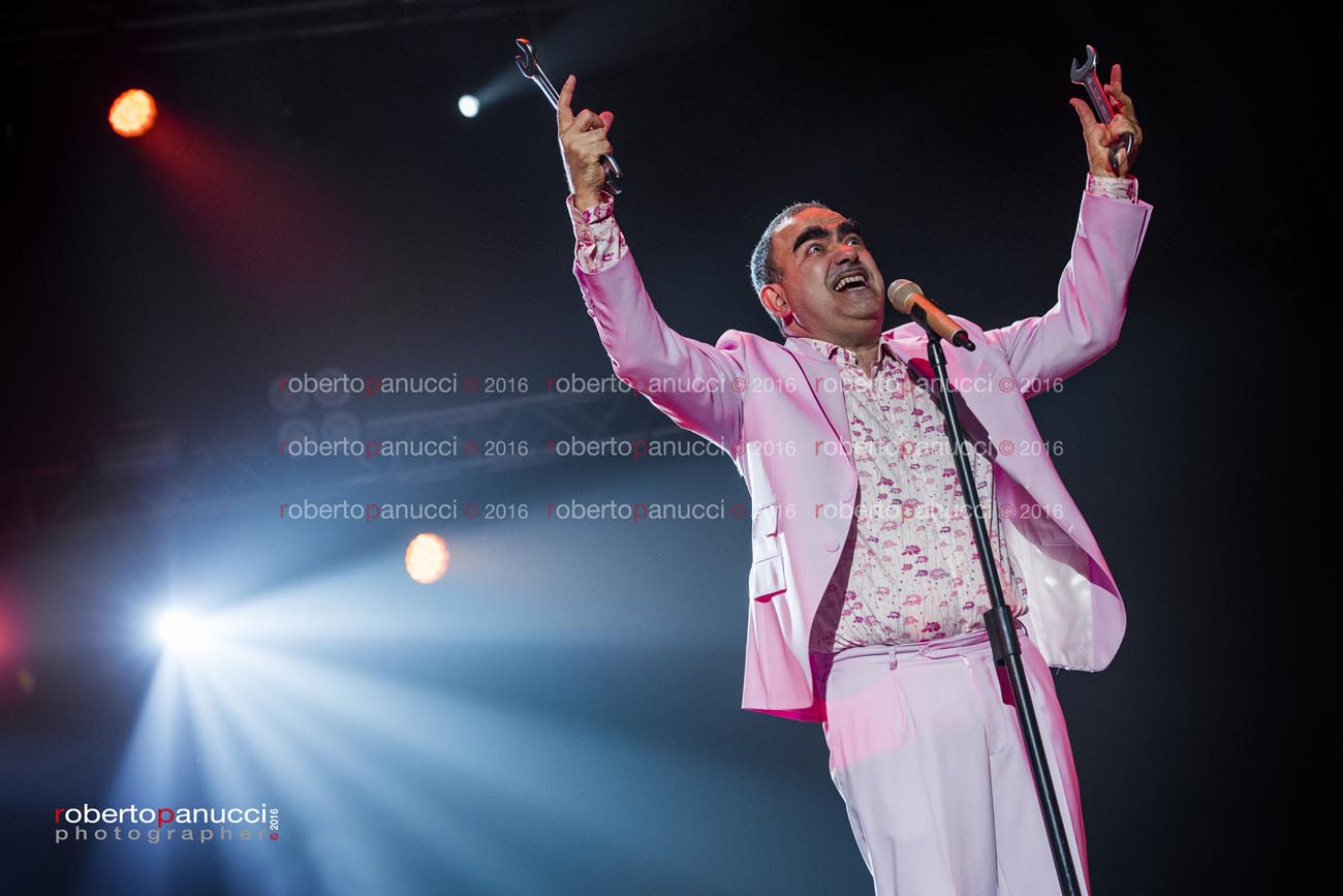 foto concerto Elio e le Storie Tese - Palalottomatica 07-05-2016