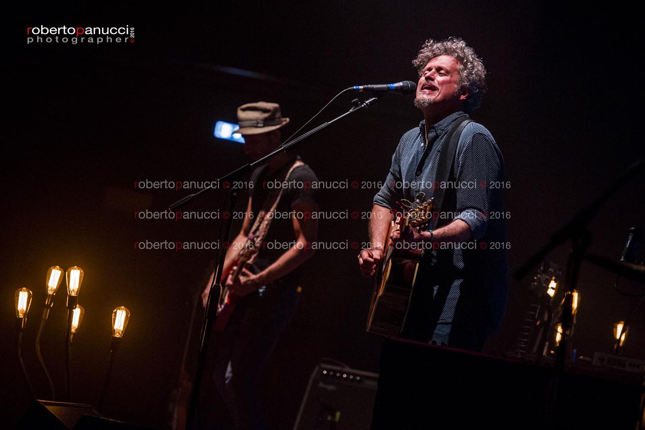foto concerto Niccolò Fabi - Auditorium Parco della Musica 22-05-2016