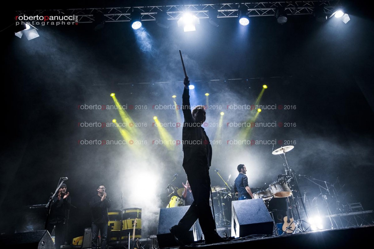 foto concerto Tullio De Piscopo - Teatro Augusteo Napoli 09-05-2016