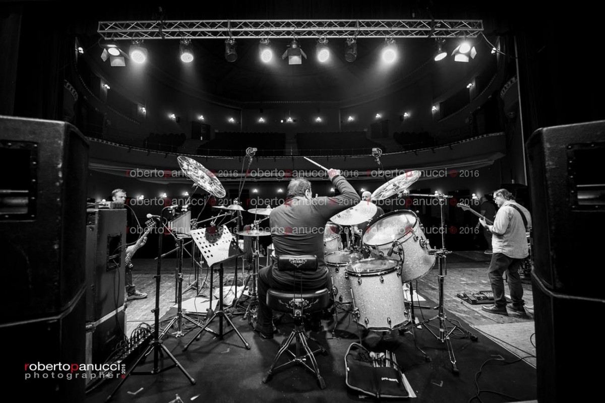 foto soundcheck Tullio De Piscopo - Teatro Augusteo Napoli 09-05-2016