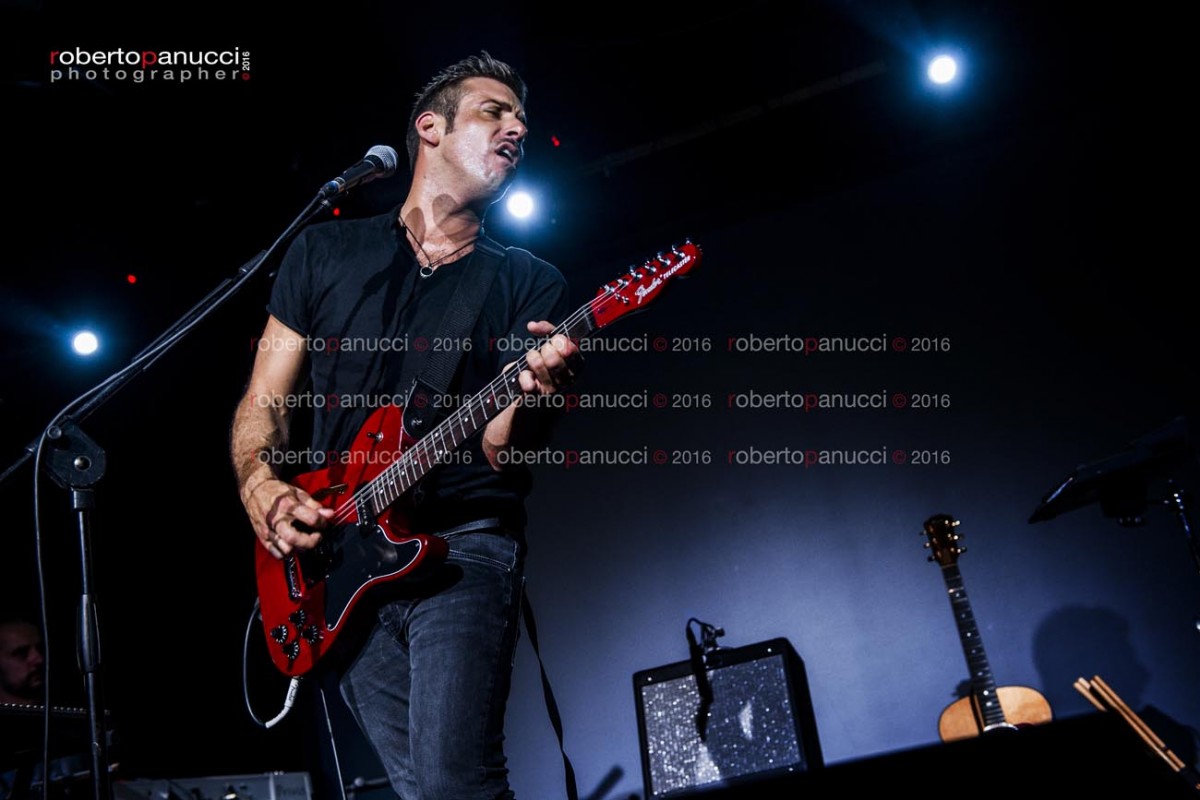 foto concerto Francesco Gabbani - Teatro Quirinetta 04-06-2016