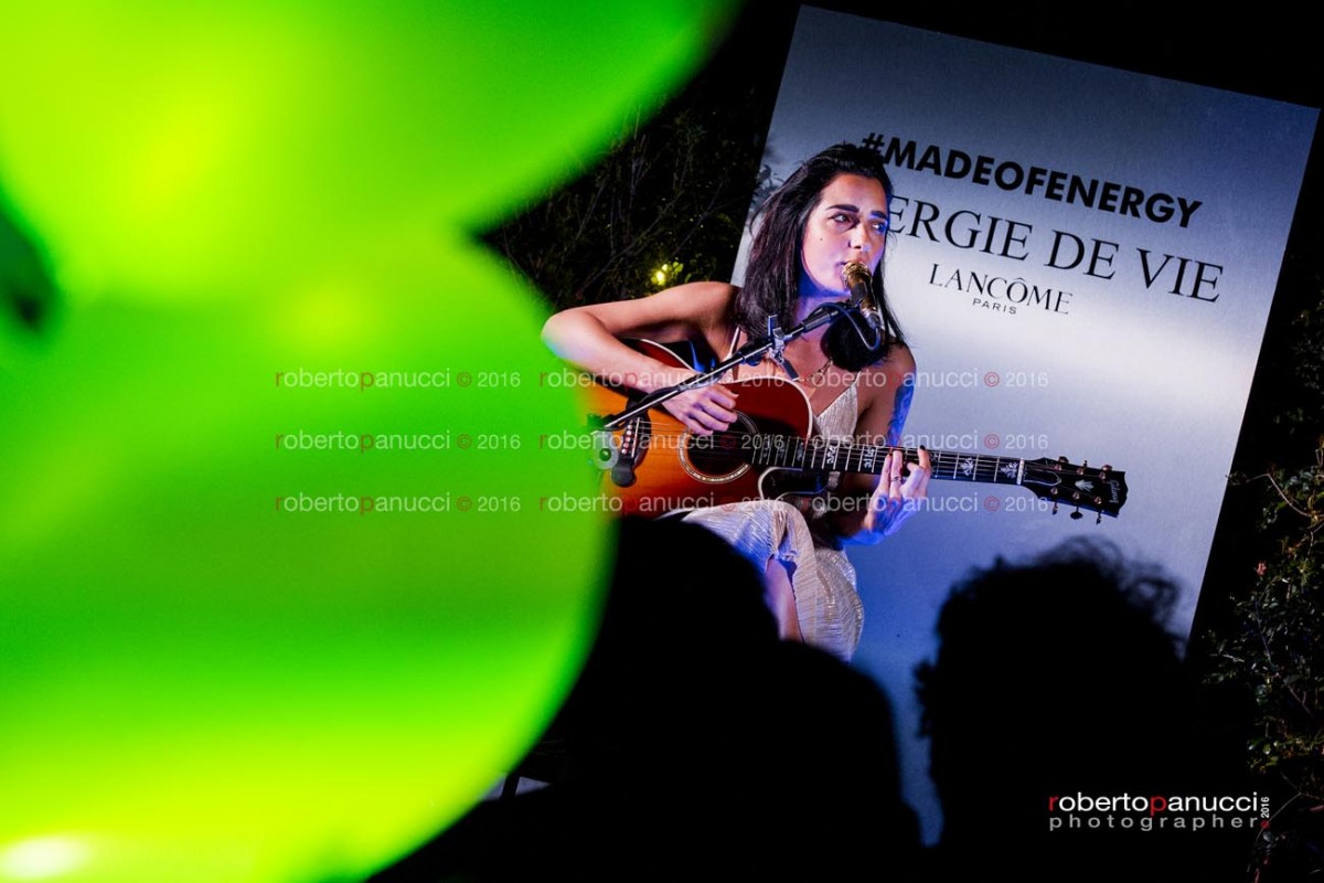 foto concerto Levante - Energy Acoustic Show - Terrazza San Pancrazio 14-06-2016