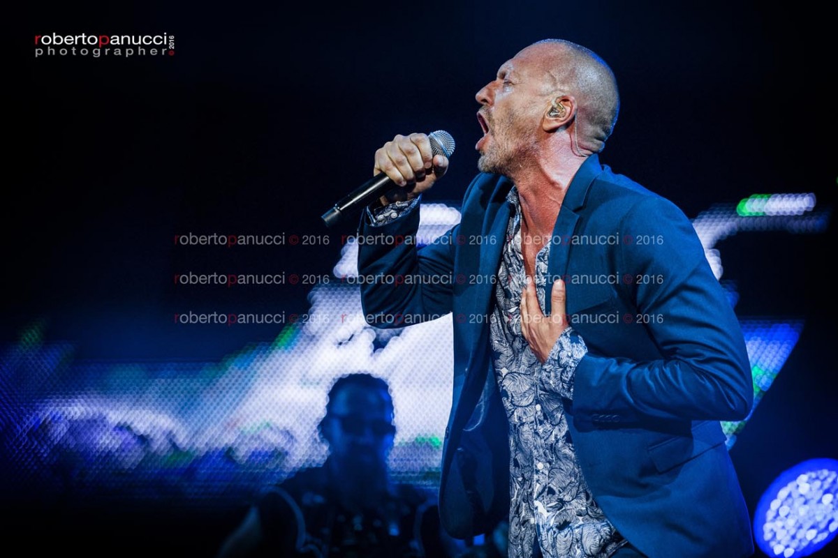 foto concerto Biagio Antonacci - Palalottomatica 16-09-2016