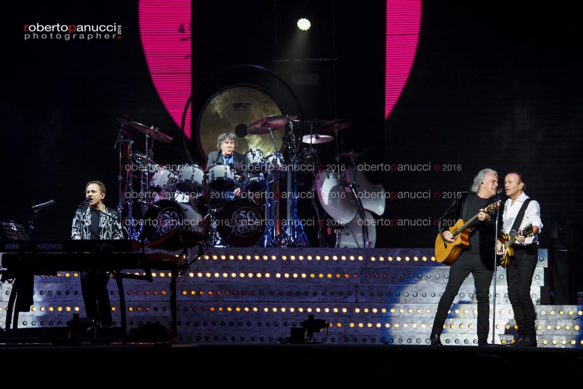 foto concerto Pooh - Riccardo Fogli - Palalottomatica 04-11-2016