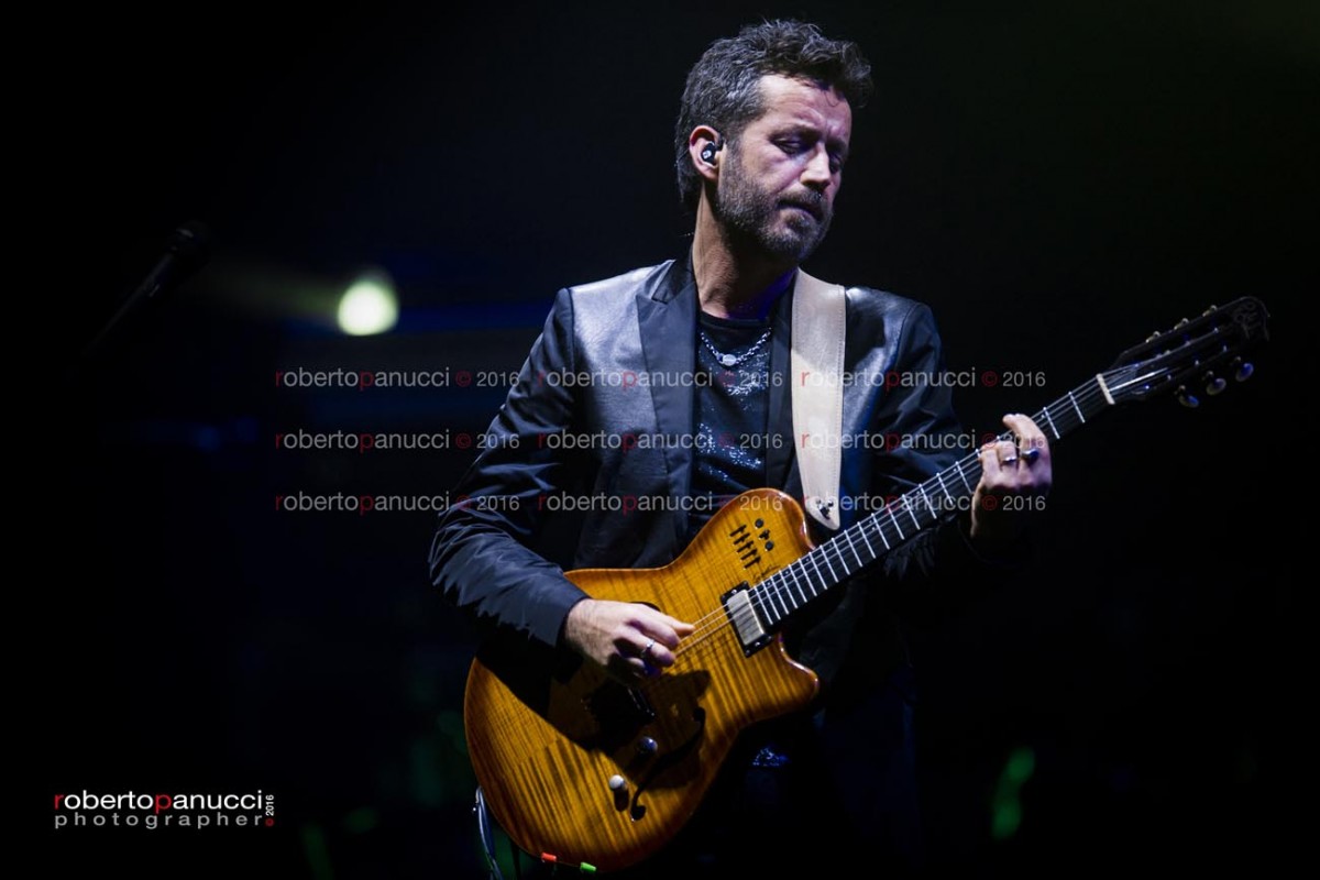 foto concerto Daniele Silvestri - Auditorium Parco della Musica 27-12-2016
