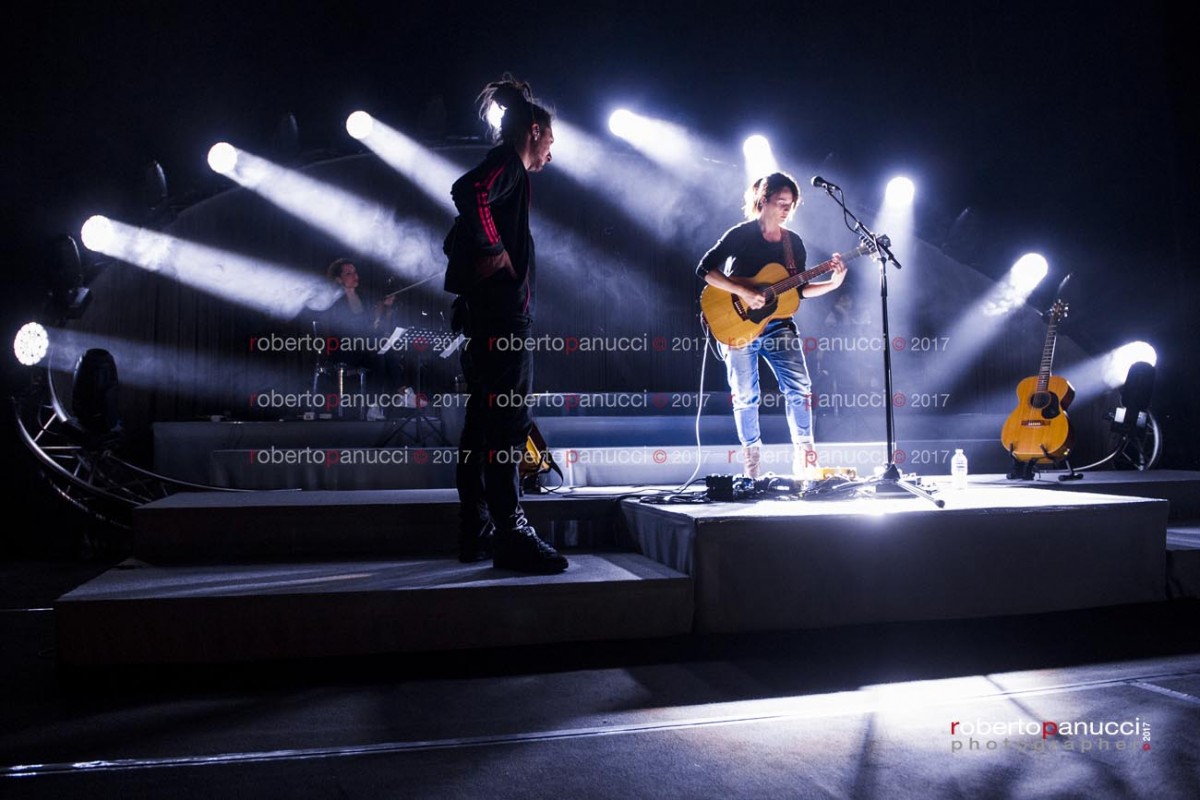 foto concerto Carmen Consoli - Soundcheck - Teatro Politeama Greco Lecce 31-03-2017