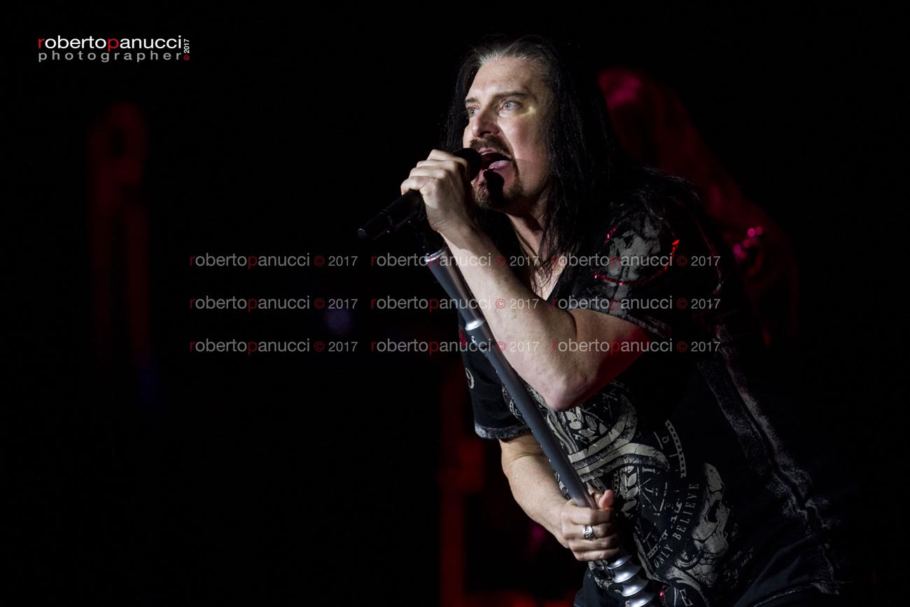 foto concerto Dream Theater - Auditorium Parco della Musica 03-05-2017