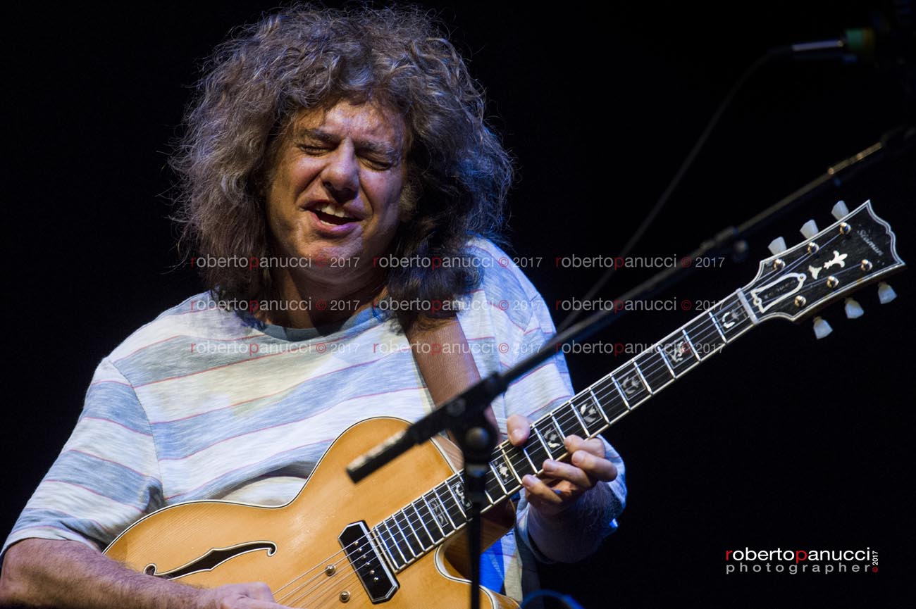 foto concerto Pat Metheny - Auditorium Parco della Musica 08-05-2017