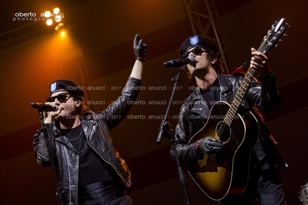 foto concerto Shazami - Federico Russo - Francesco Mandelli - Palalottomatica 09-05-2017
