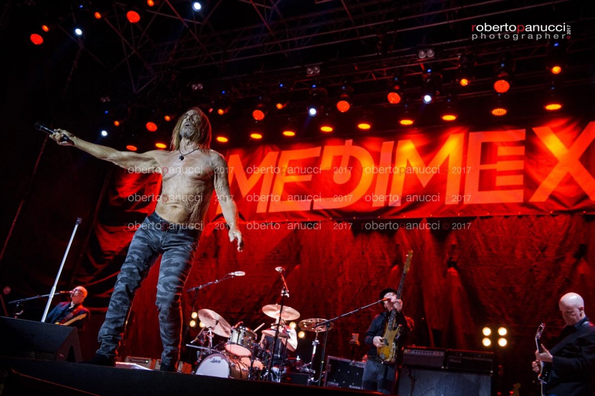 foto concerto Iggy Pop and The Stooges - Medimex - Bari 10-06-2017