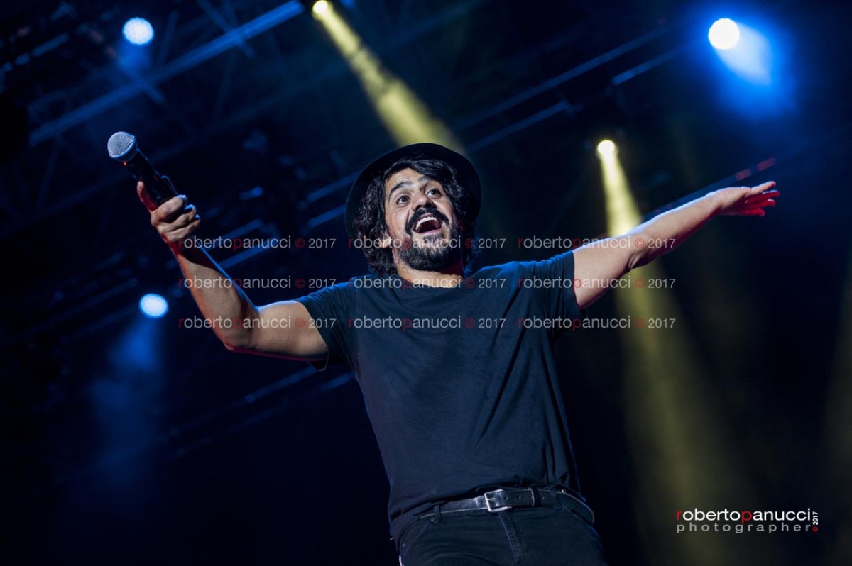 foto concerto Alessandro Mannarino Alessandro Mannarino - Postepay Sound Rock in Roma 06-07-2017
