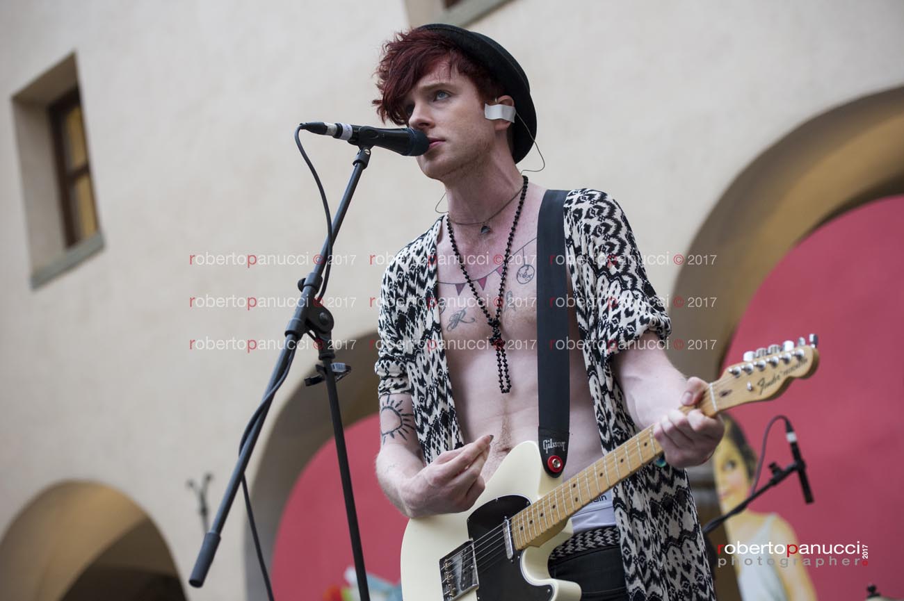 foto concerto Bry - Ypsigrock Festival - Castelbuono 11-08-2017