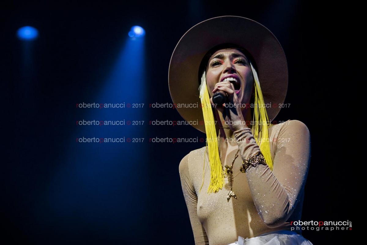 foto concerto Nina Zilli - Atlantico 04-11-2017