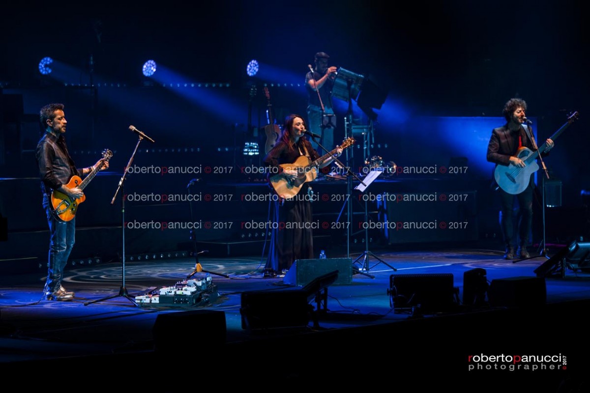 foto concerto Daniele Silvestri - Carmen Consoli - Max Gazze - Auditorium Parco della Musica 27-12-2017