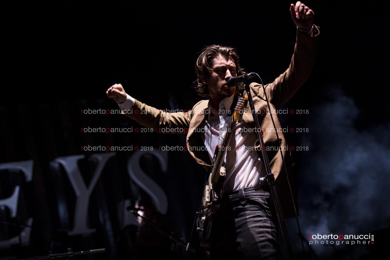foto concerto Arctic Monkeys - Auditorium Parco della Musica 27-05-2018