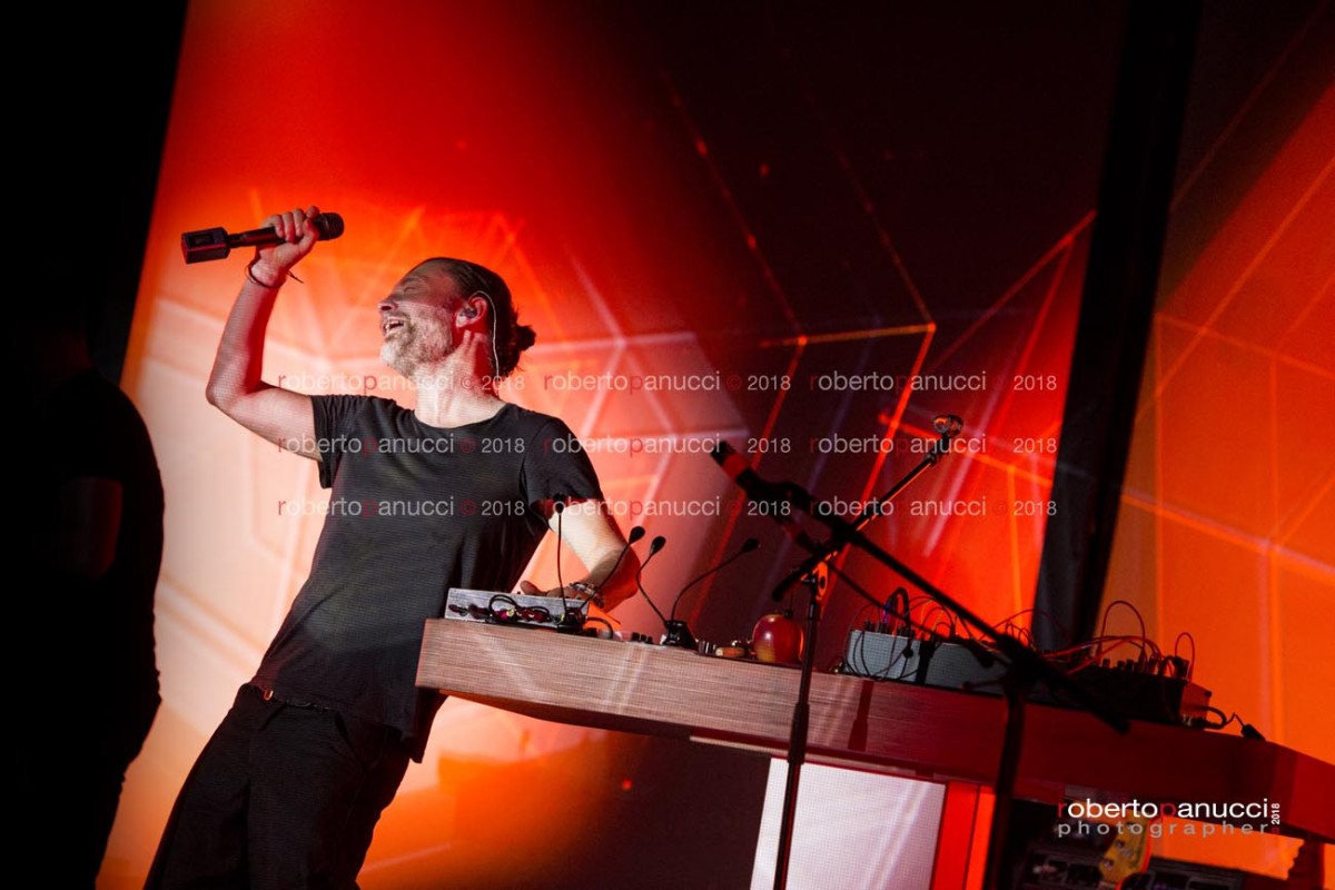 foto concerto Thom Yorke - Teatro Verdi Firenze 28-05-2018