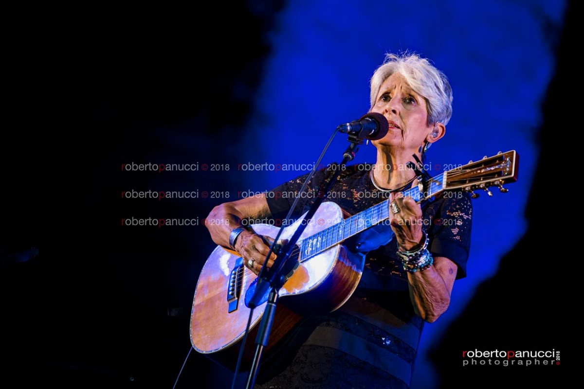 foto concerto Joan Baez - Terme di Caracalla 06-08-2018