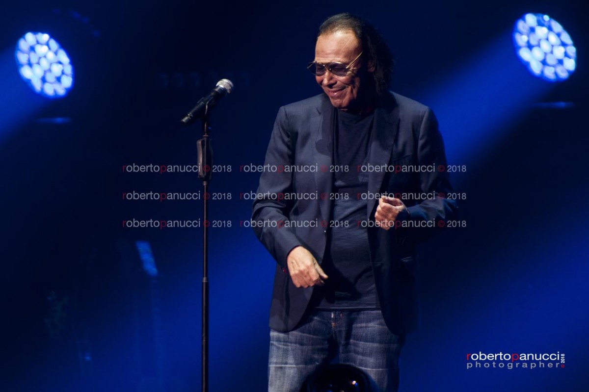 foto concerto Antonello Venditti - Palazzo dello Sport di Roma 21-12-2018