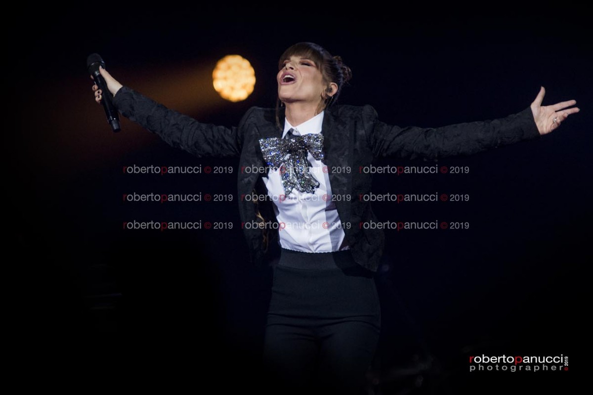 foto concerto Alessandra Amoroso - Palazzo dello Sport di Roma 20-03-2019