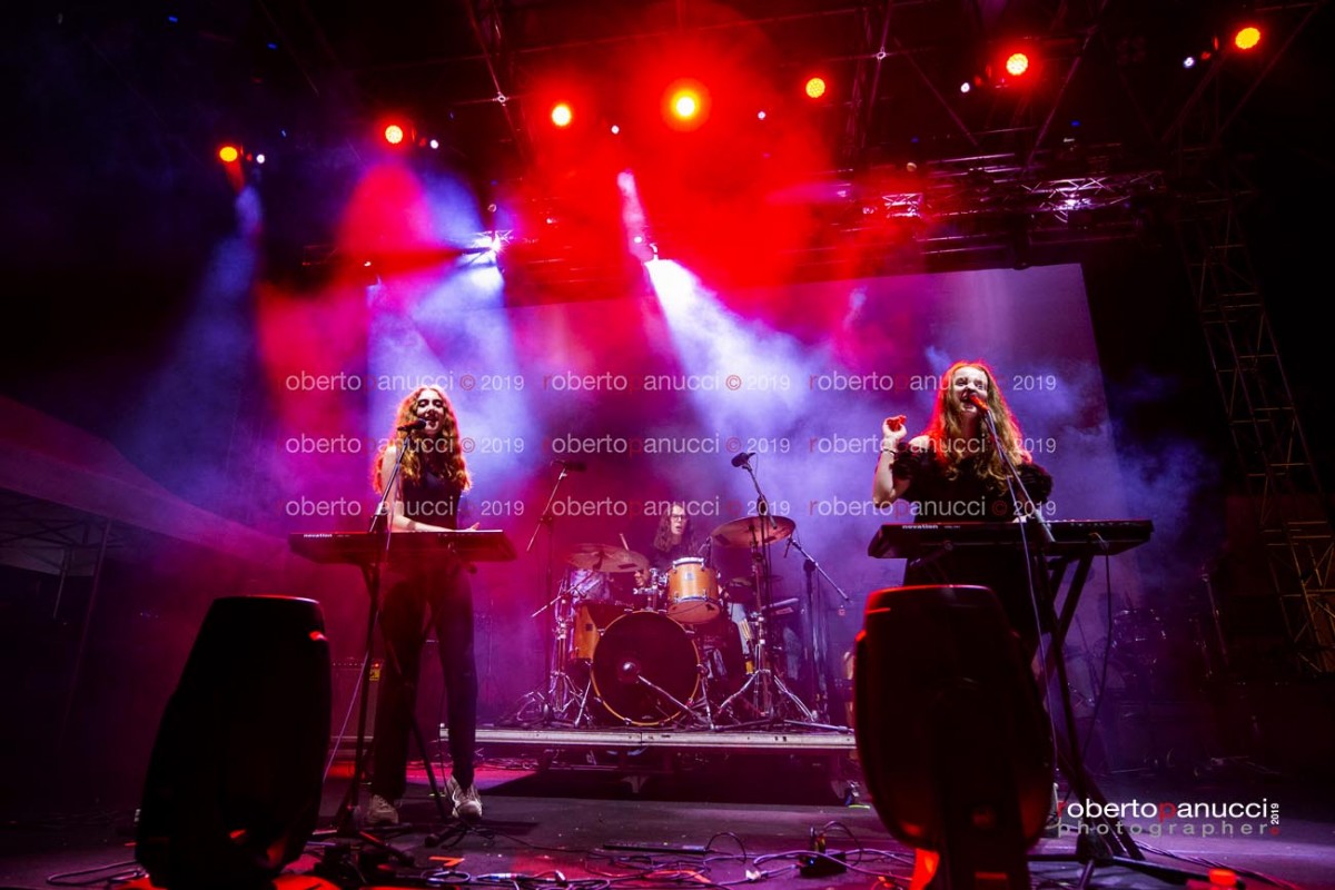 foto concerto Let's Eat Grandma - Ypsigrock Festival - Castelbuono 09-08-2019